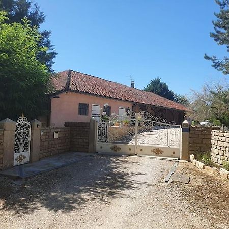 Dependance Pour 1 A 4 Pers Au Calme Dans Propriete Villa Marboz Exterior foto